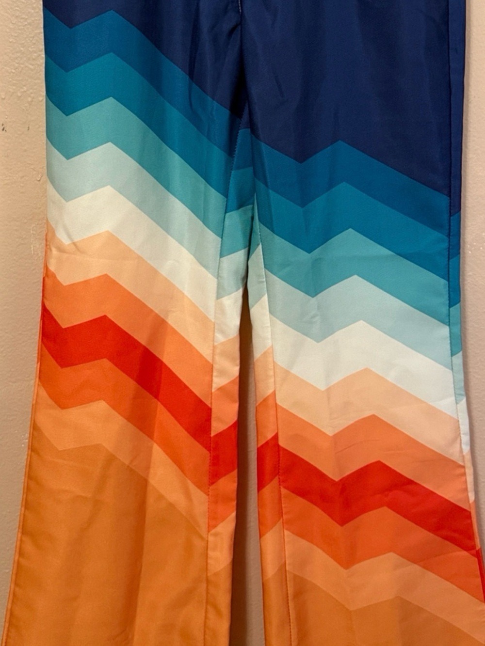 Retro Rainbow Chevron bell/wide Leg Pants Size M, 70s Groovy Festival 🎃 - Picture 8 of 9